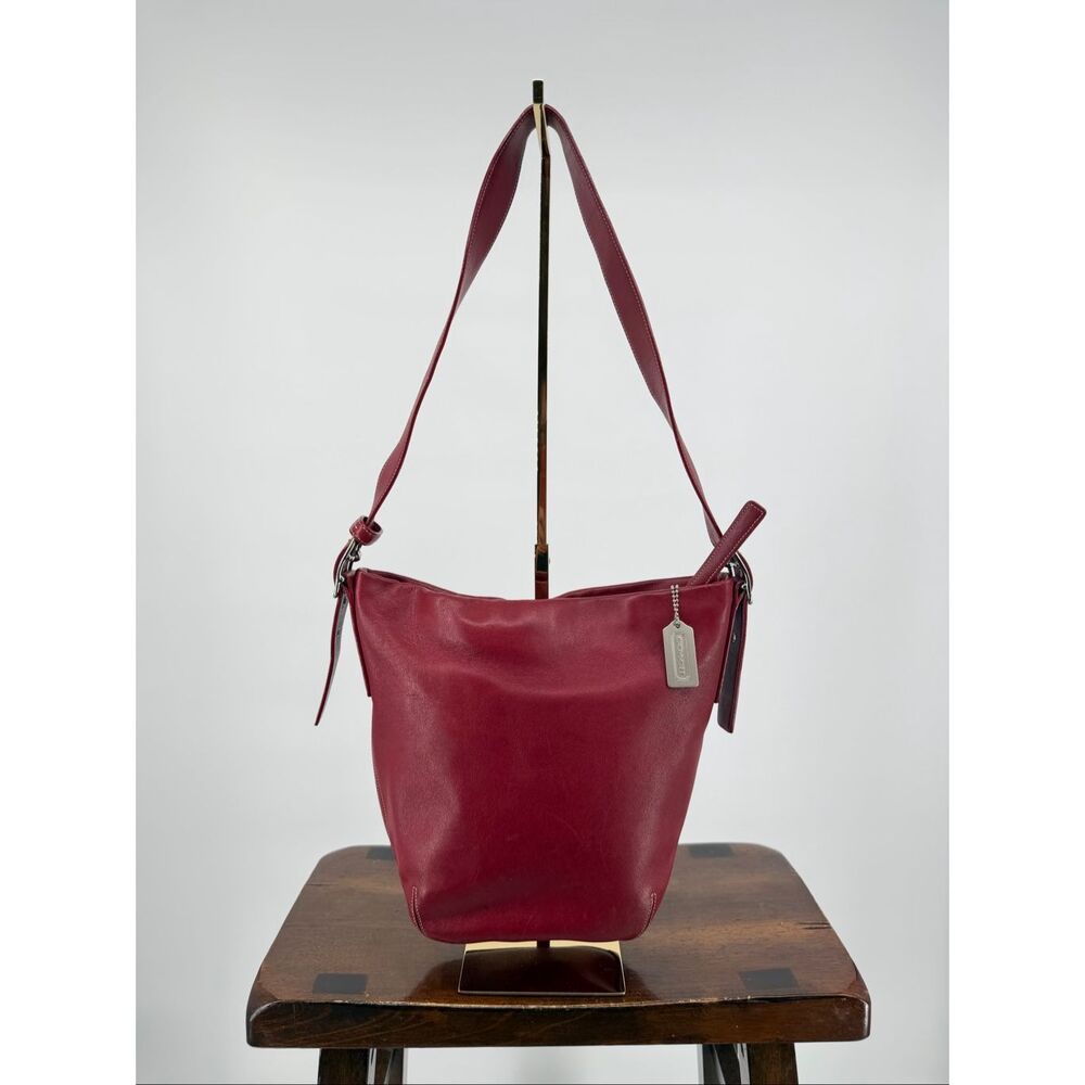 Coach Soho Red Leather Shoulder Bag Hobo Purse Tote Metal Tag A3S-9186 Vintage